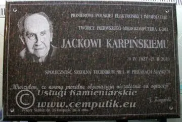  Patron Technikum nr 1 	Technikum mieści się w Piekarach Śląskich	 a patronem jest Edward Karpiński
                                    