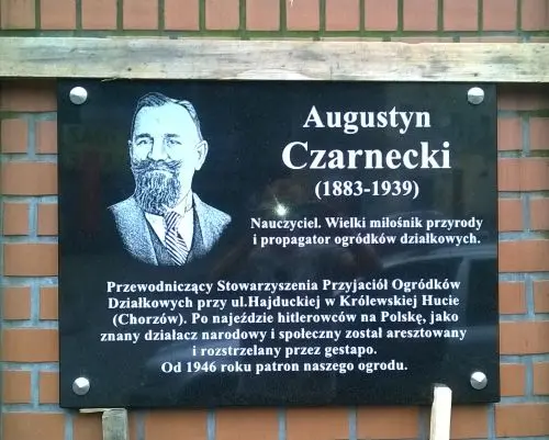  Tablica pamiątkowa Augustyna Czarneckiego w Chorzowie