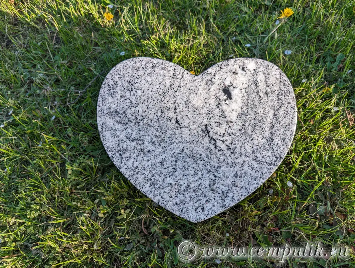 Granite Memorial Heart (White Granite) – Personalized Keepsake