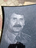 Portret na kamieniu