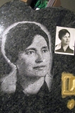 Portret na granicie