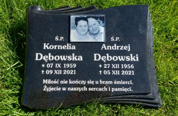 Przykład wykonanego graweru bezpośrednio na papirusie
