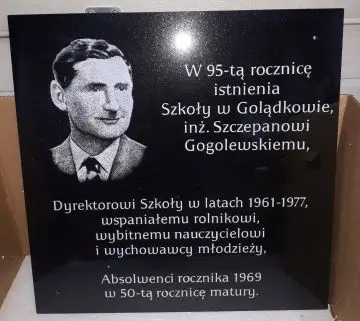 Tablica pamiątkowa gogolewski