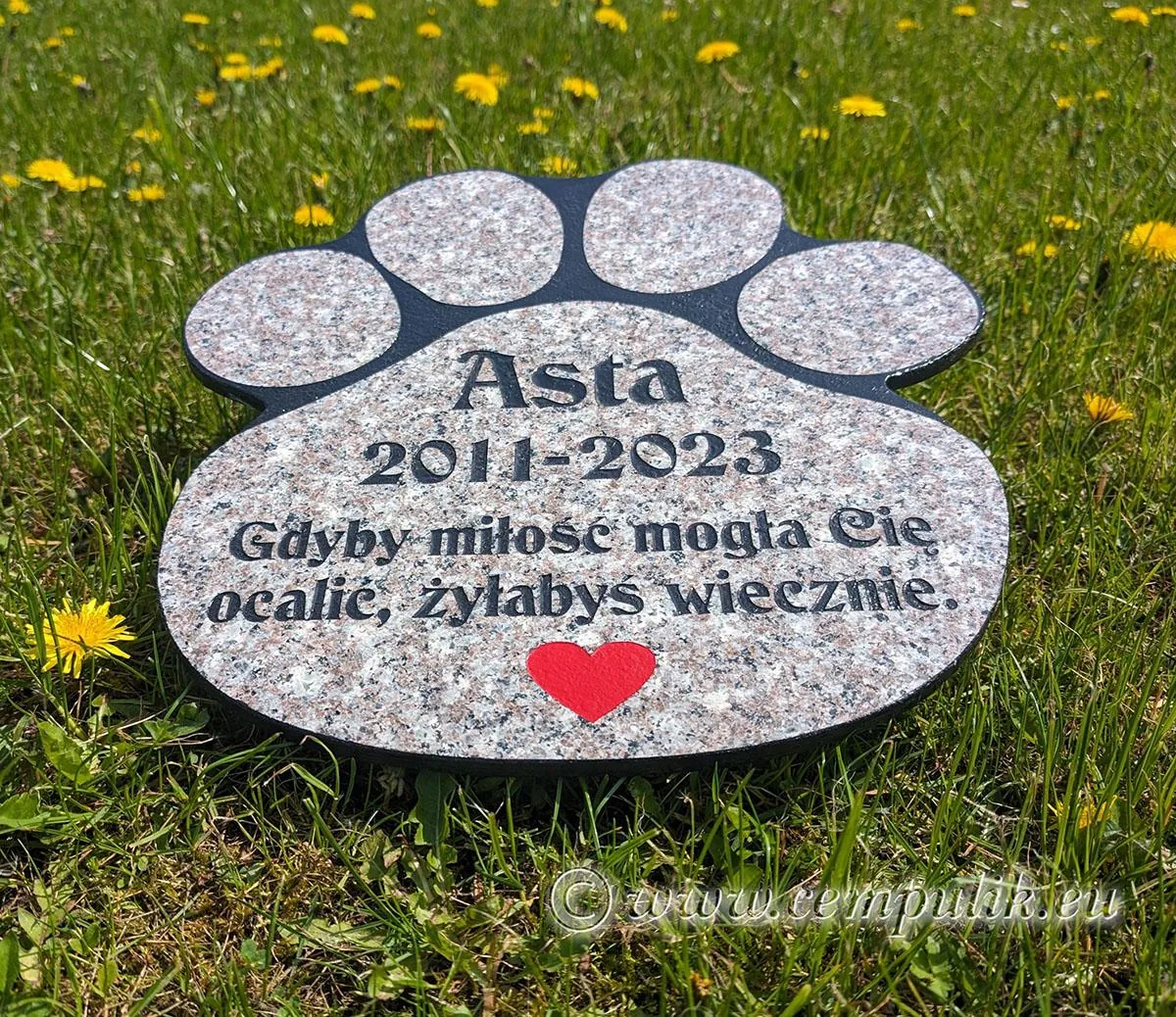 Velký náhrobek pro psa ve tvaru tlapy (světle hnědá žula)