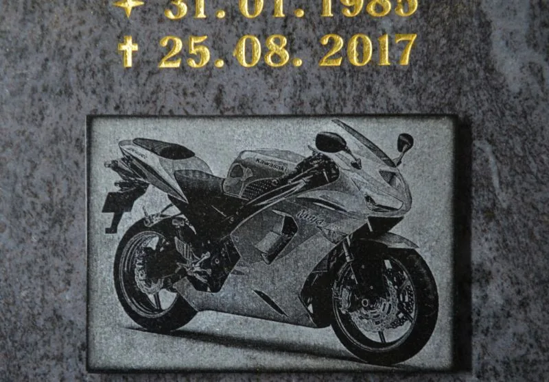 Płyta Nagrobna z Wizerunkiem i Napisem 35x25cm