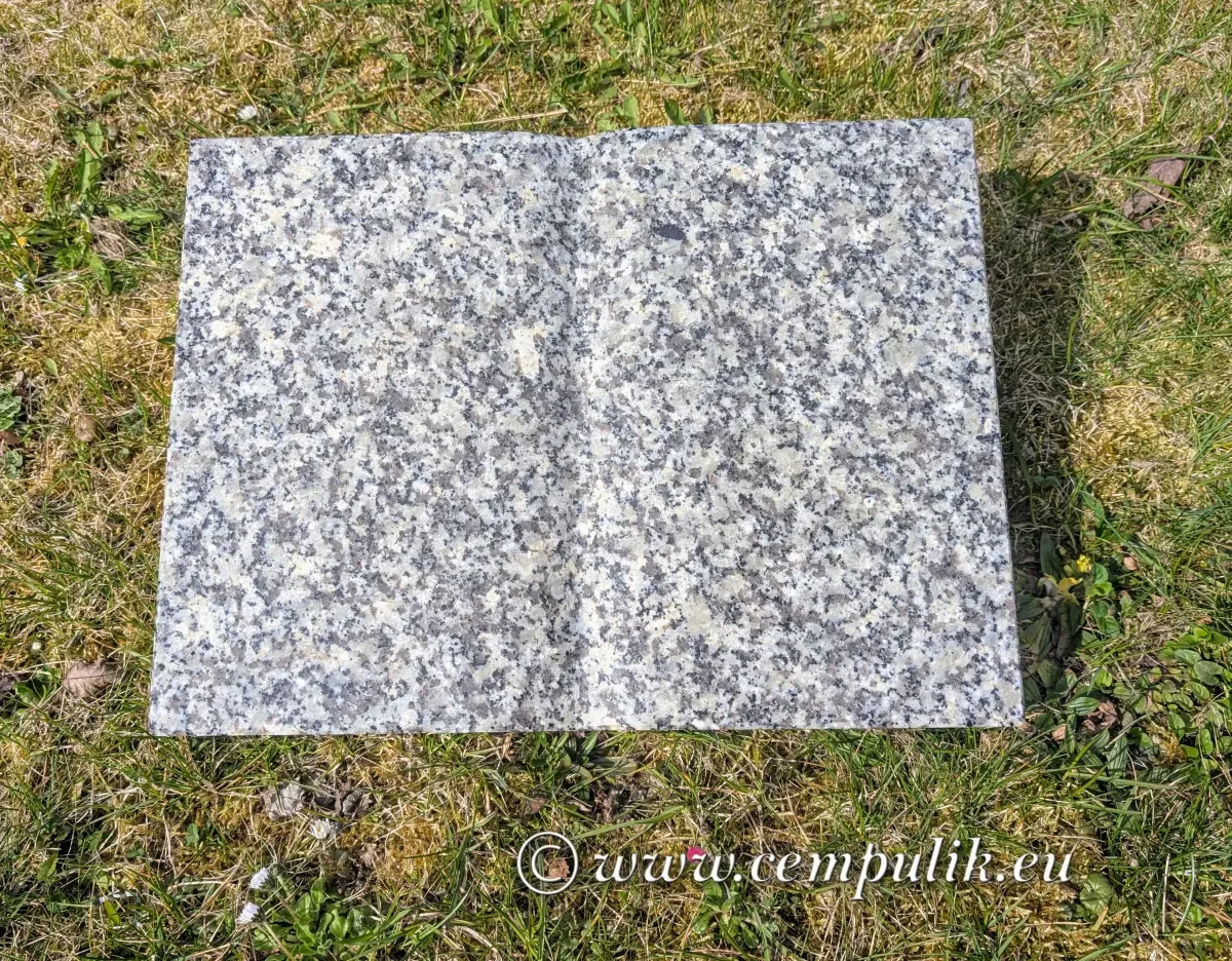 Jasnoszara Książka Granitowa Nagrobna