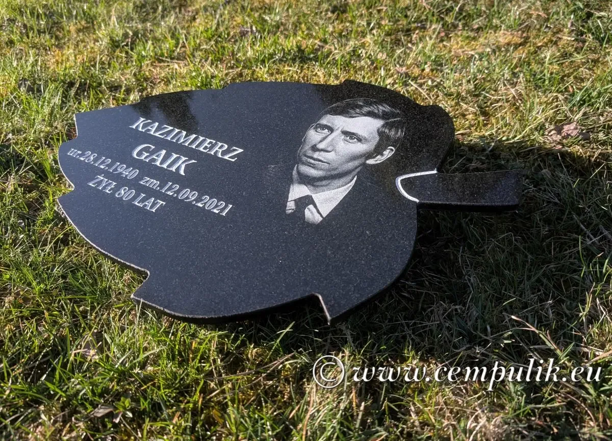 Large Leaf-Shaped Memorial Plaque – Artistic Granite Markers