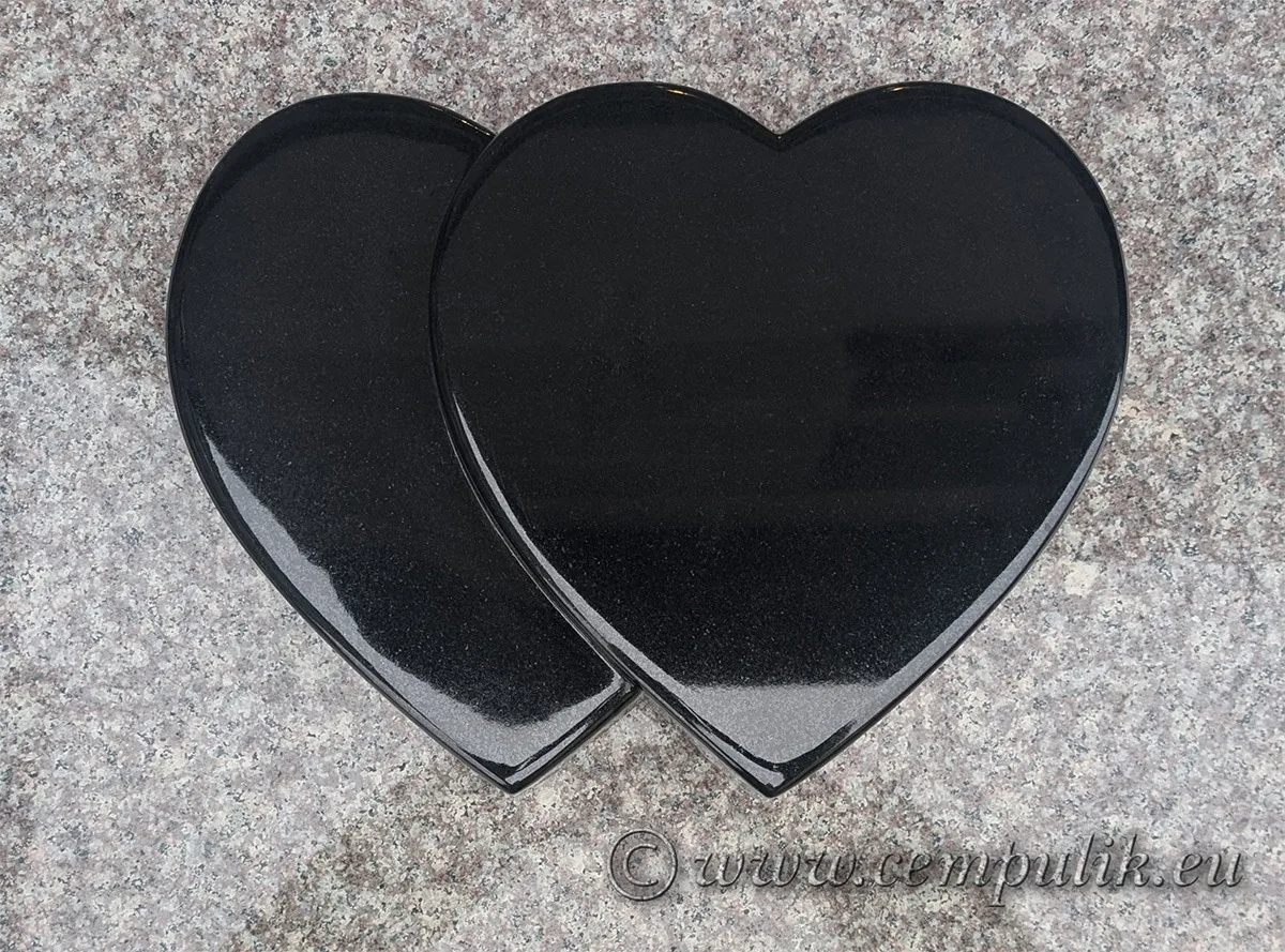 Dobbelt Mindehjerte | Sort Granit | Massiv 5 cm