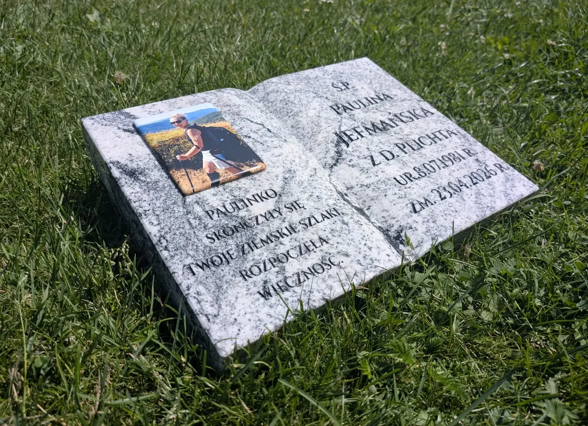 Granite Memorial Book — Light Grey with Dark Veins