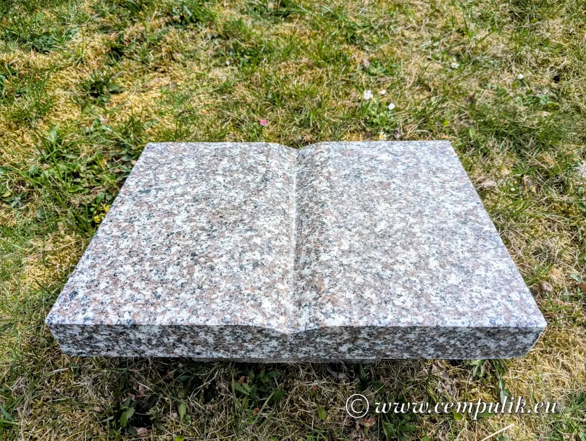 Lysebrun Granit Mindebog – Premium Design