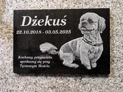 Nagrobek dla Zwierząt - Grawerowany Portret Pupila