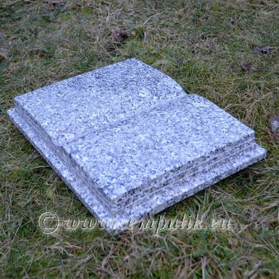 Szara Książka Granitowa na Nagrobek (40x30cm) – Elegancja i Trwałość