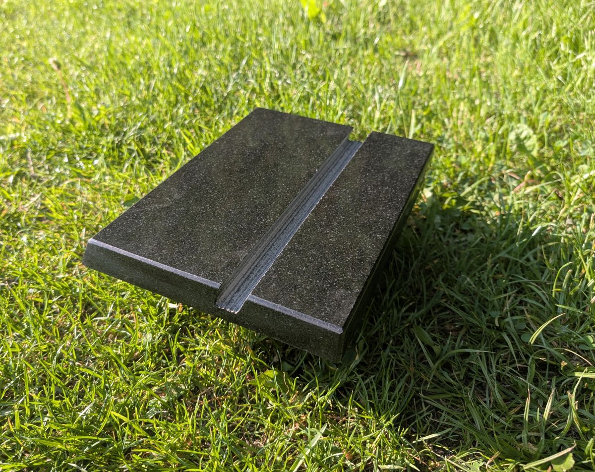 Granite Support Base with Slot — Stable Plaque Mounting - zdjęcie 3
