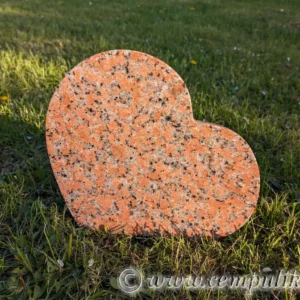Tilted Heart-Shaped Pet Memorial in Warm Granite Tones (color4)