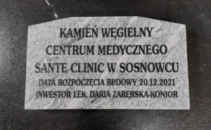 kamień węgielny - tablica pamiątkowa pod budowę